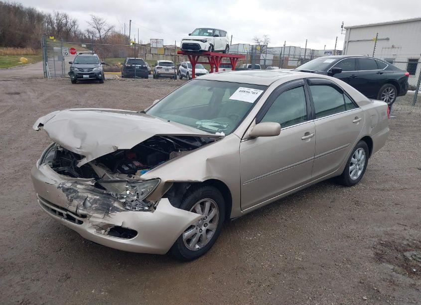 Photo 2 of 2004 Toyota Camry XLE V6 (VIN 4T1BF30K84U586323)
