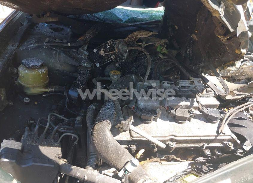 Photo 10 of 2005 Toyota Camry (VIN 4T1BF30K85U095087)