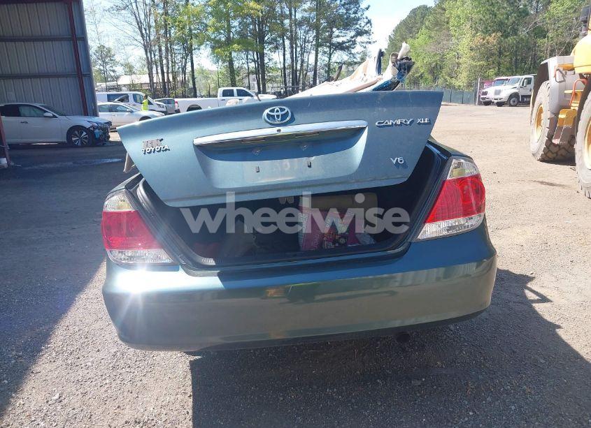 Photo 15 of 2005 Toyota Camry (VIN 4T1BF30K85U095087)