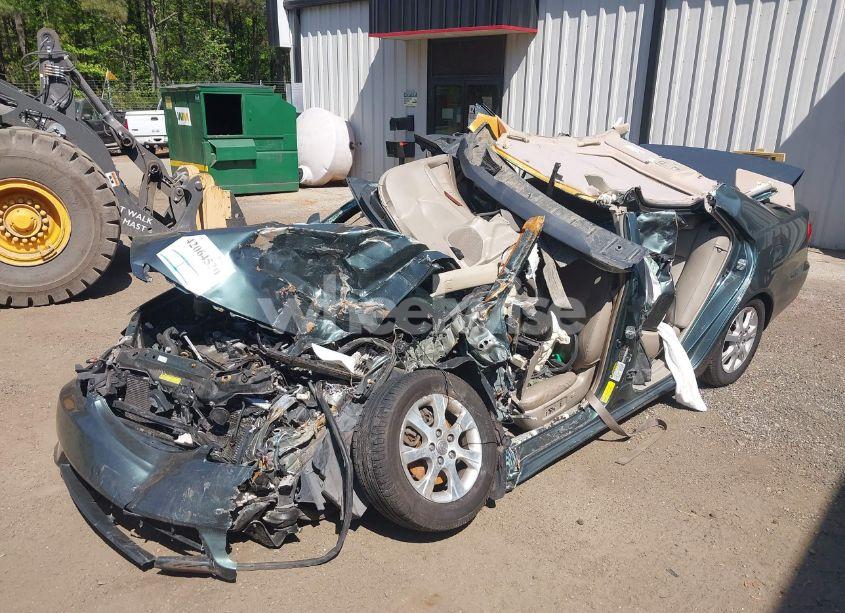 Photo 6 of 2005 Toyota Camry (VIN 4T1BF30K85U095087)