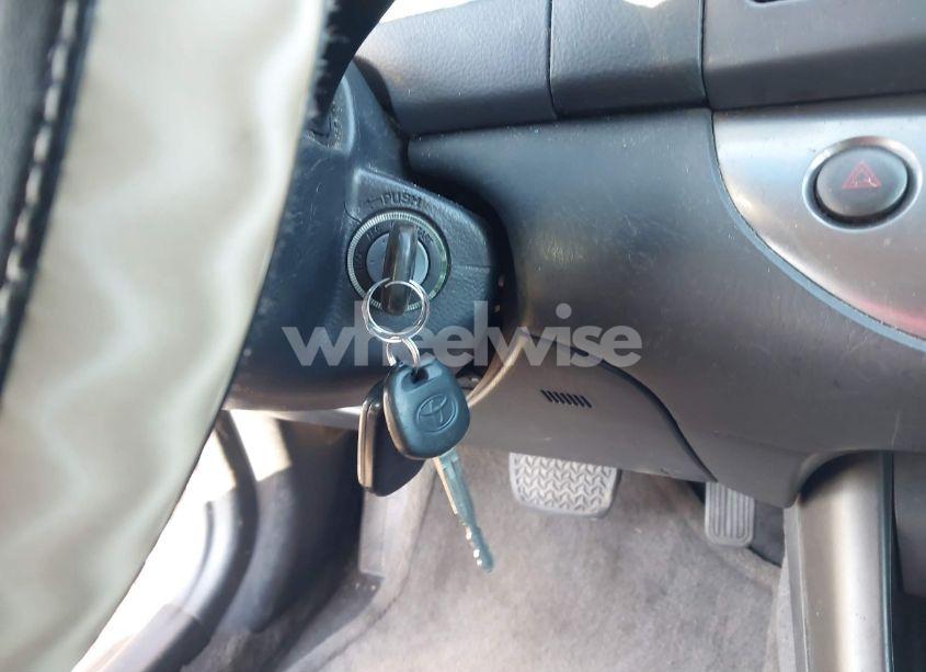 Photo 11 of 2002 Toyota Camry SE V6 (VIN 4T1BF30K92U021298)