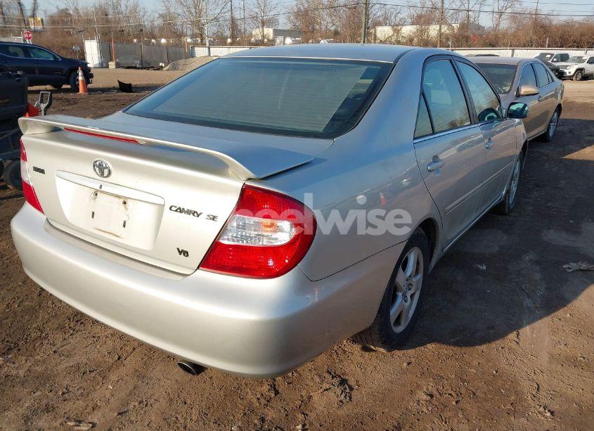 Photo 4 of 2002 Toyota Camry SE V6 (VIN 4T1BF30K92U021298)