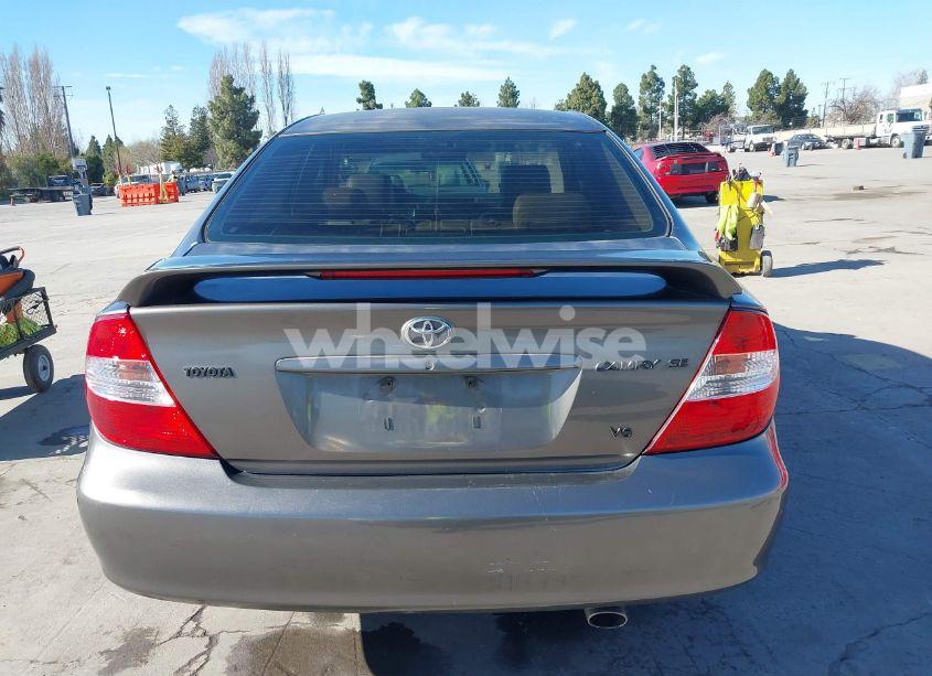 Photo 17 of 2002 Toyota Camry SE V6 (VIN 4T1BF30K92U506010)