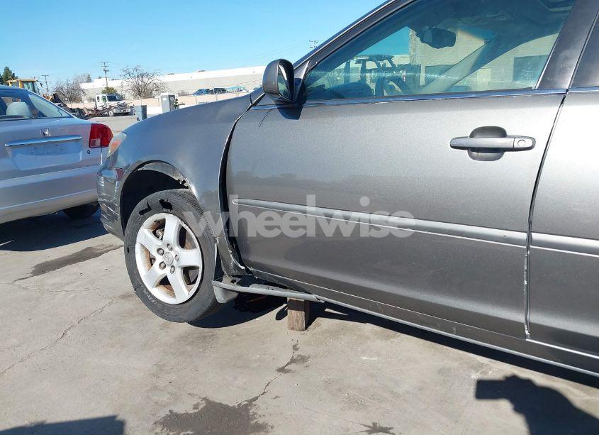 Photo 6 of 2002 Toyota Camry SE V6 (VIN 4T1BF30K92U506010)