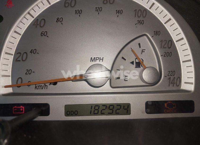 Photo 7 of 2002 Toyota Camry SE V6 (VIN 4T1BF30K92U506010)