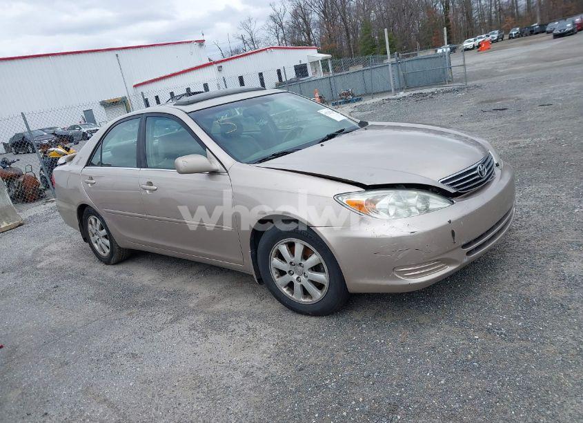2002 Toyota Camry LE V6/SE V6/XLE V6 (VIN 4T1BF30K92U537483) main photo