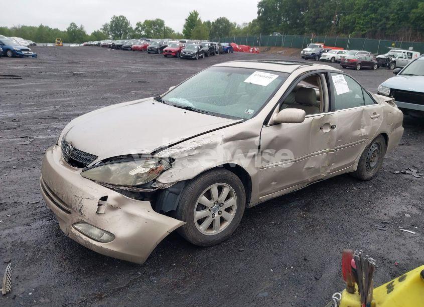 Photo 2 of 2003 Toyota Camry XLE V6 (VIN 4T1BF30K93U058997)