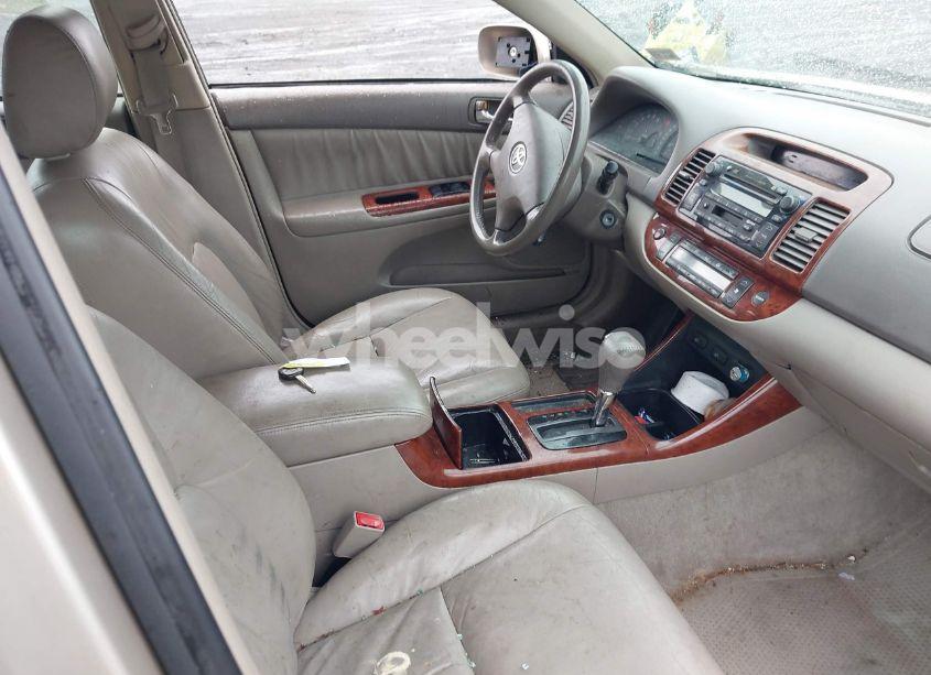 Photo 5 of 2003 Toyota Camry XLE V6 (VIN 4T1BF30K93U058997)