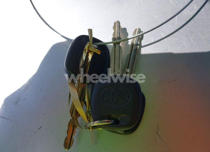 Photo 11 of 2003 Toyota Camry LE (VIN 4T1BF30K93U554432)