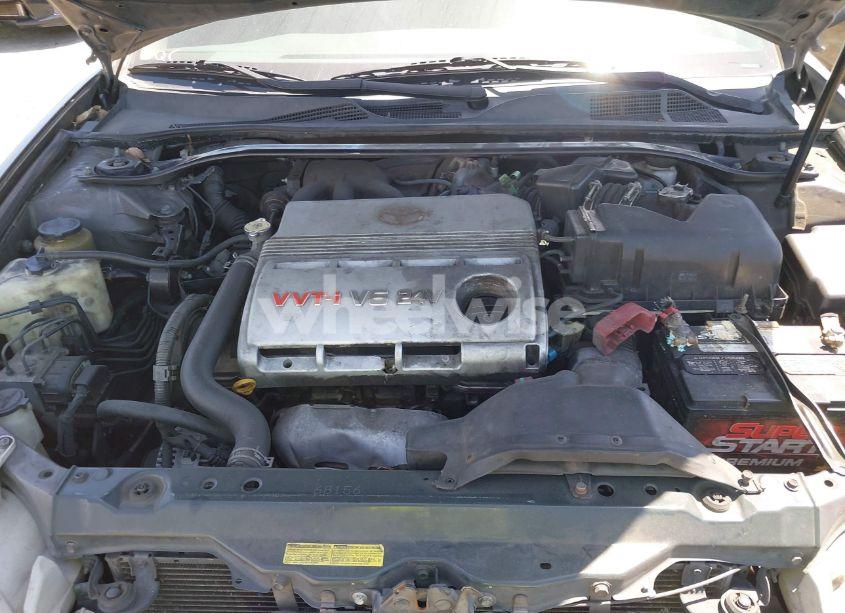 Photo 10 of 2003 Toyota Camry LE V6 (VIN 4T1BF30K93U560764)