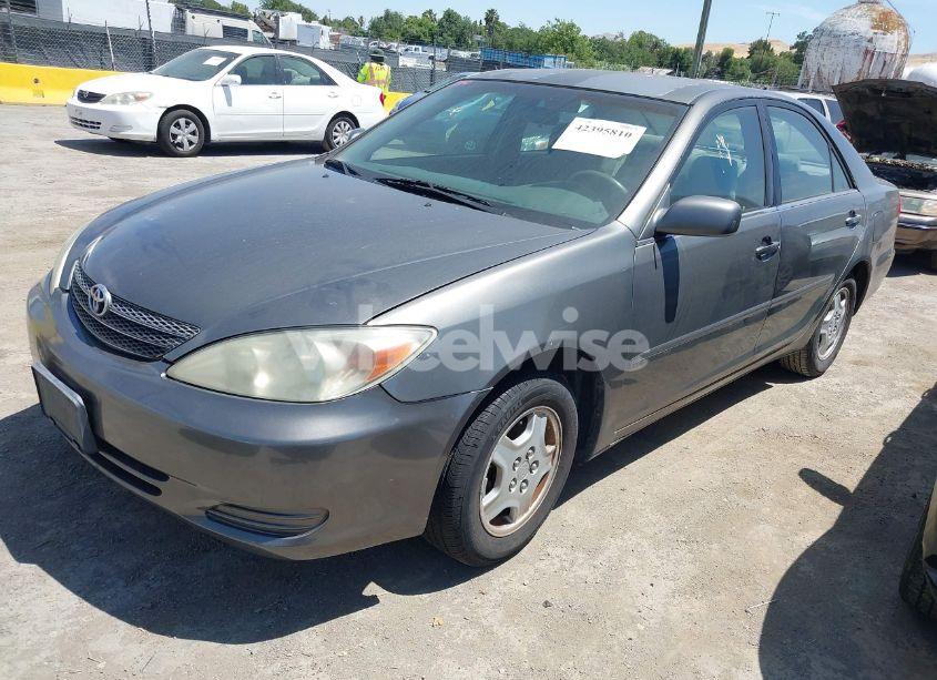 Photo 2 of 2003 Toyota Camry LE V6 (VIN 4T1BF30K93U560764)