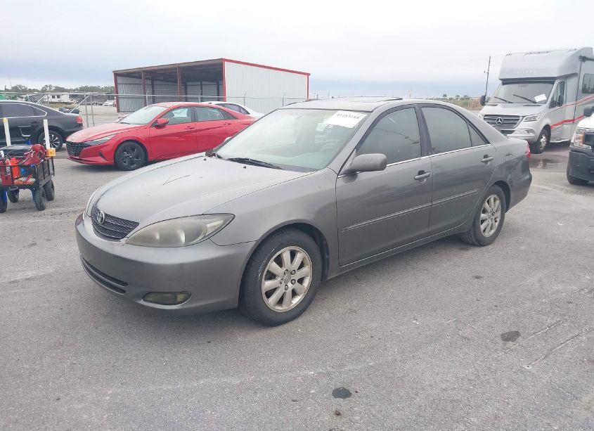 Photo 2 of 2004 Toyota Camry XLE V6 (VIN 4T1BF30K94U580014)