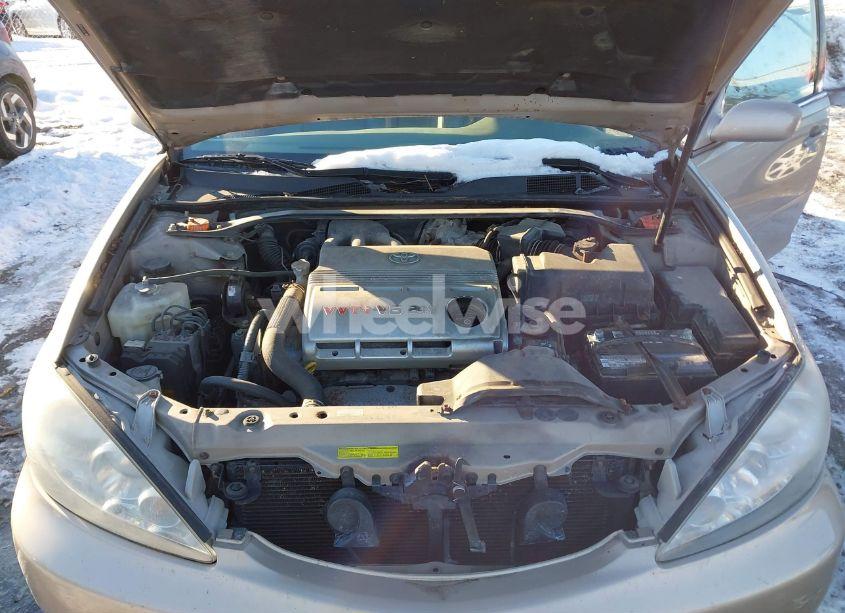 Photo 10 of 2005 Toyota Camry XLE V6 (VIN 4T1BF30K95U605608)