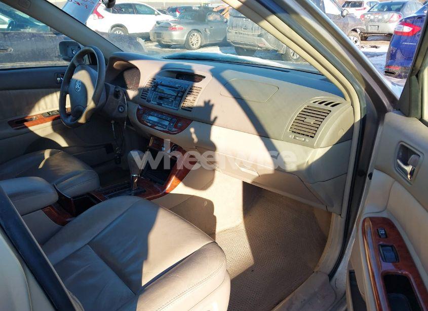 Photo 5 of 2005 Toyota Camry XLE V6 (VIN 4T1BF30K95U605608)