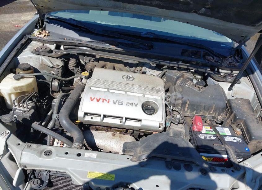 Photo 10 of 2005 Toyota Camry LE V6 (VIN 4T1BF30K95U618763)