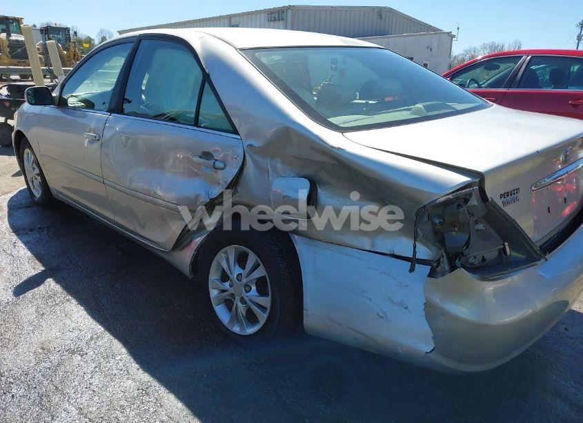 Photo 6 of 2005 Toyota Camry LE V6 (VIN 4T1BF30K95U618763)