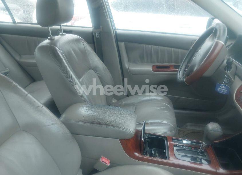 Photo 5 of 2002 Toyota Camry XLE V6 (VIN 4T1BF30KX2U528288)