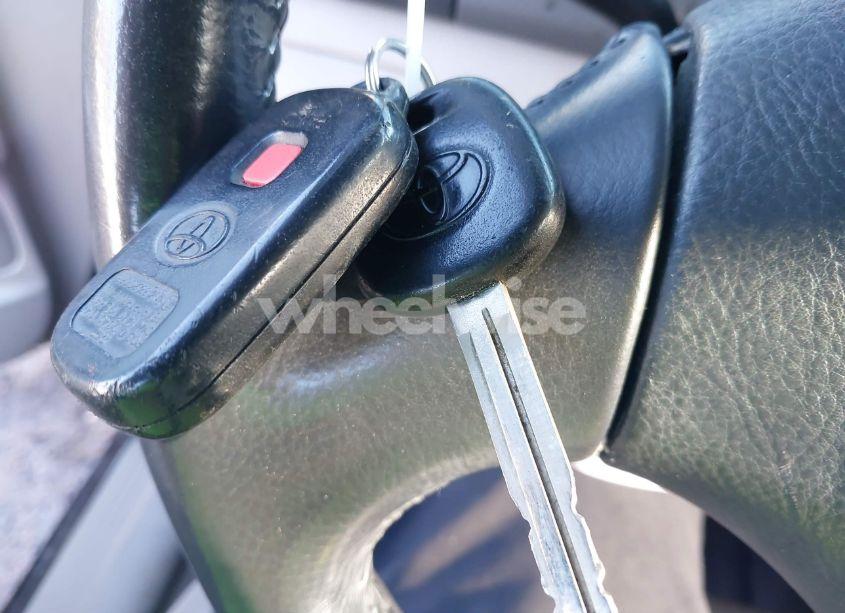 Photo 11 of 2003 Toyota Camry SE V6 (VIN 4T1BF30KX3U043036)