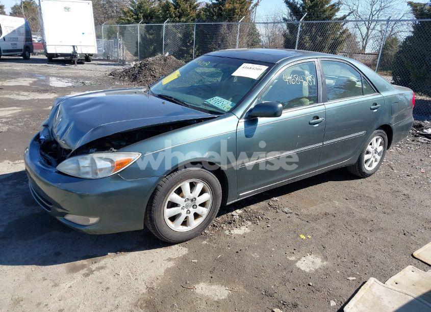 Photo 2 of 2003 Toyota Camry XLE V6 (VIN 4T1BF30KX3U566816)