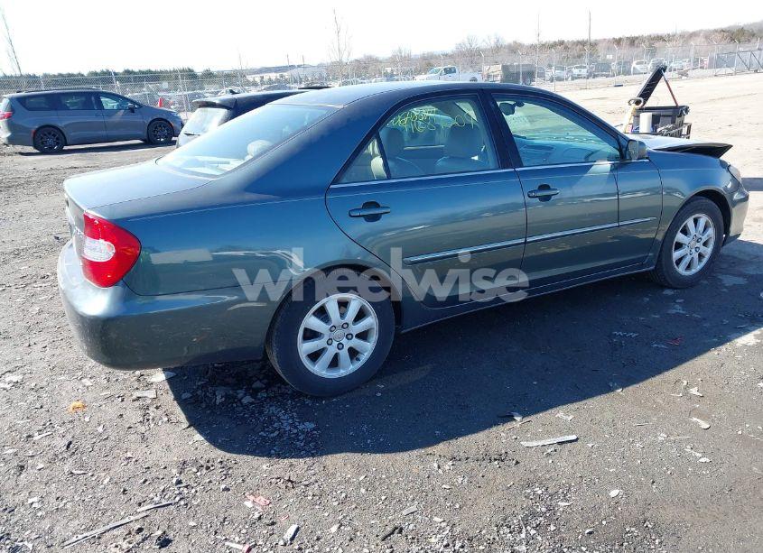 Photo 4 of 2003 Toyota Camry XLE V6 (VIN 4T1BF30KX3U566816)