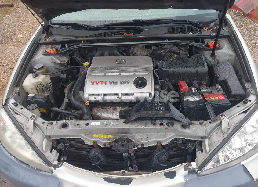 Photo 10 of 2004 Toyota Camry XLE V6 (VIN 4T1BF30KX4U580913)