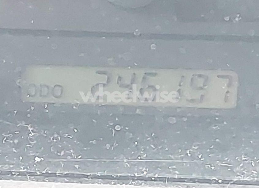 Photo 12 of 2004 Toyota Camry XLE V6 (VIN 4T1BF30KX4U580913)