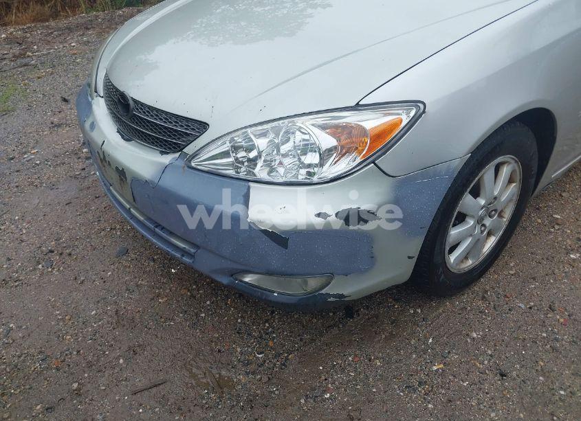 Photo 13 of 2004 Toyota Camry XLE V6 (VIN 4T1BF30KX4U580913)