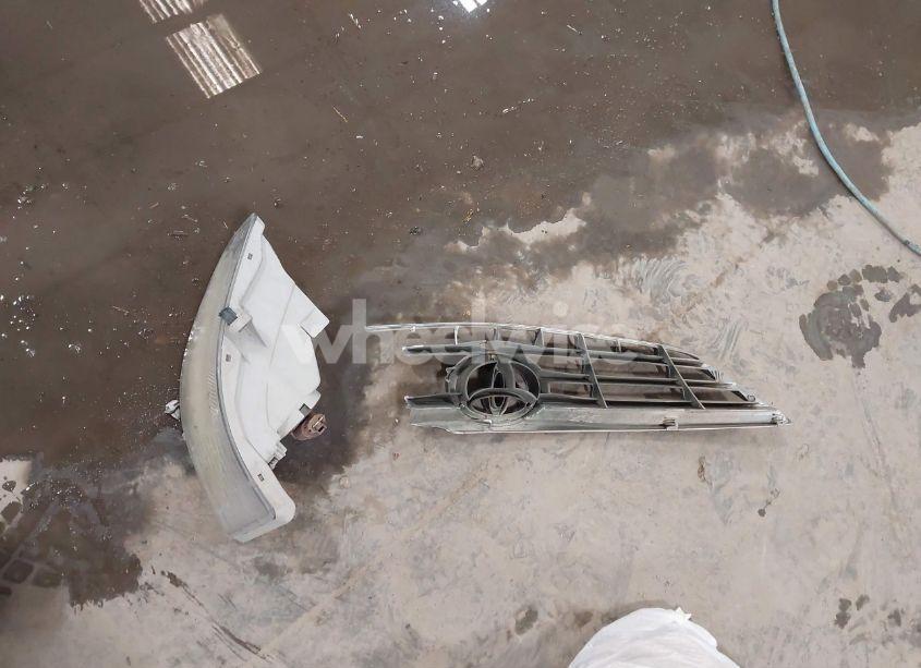 Photo 12 of 2005 Toyota Camry XLE V6 (VIN 4T1BF30KX5U083054)