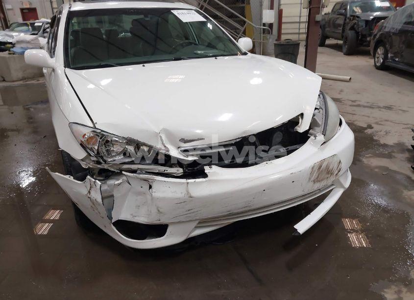 Photo 6 of 2005 Toyota Camry XLE V6 (VIN 4T1BF30KX5U083054)