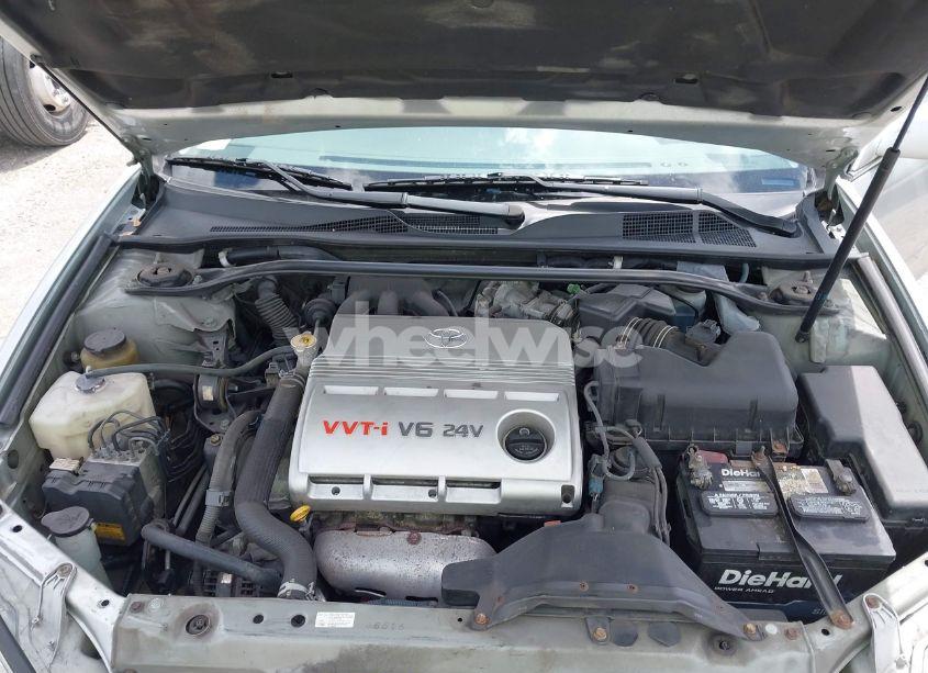 Photo 10 of 2005 Toyota Camry XLE V6 (VIN 4T1BF30KX5U088710)