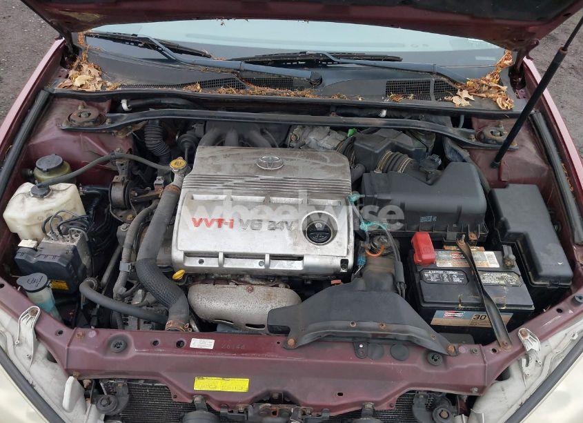 Photo 10 of 2005 Toyota Camry XLE V6 (VIN 4T1BF30KX5U100483)