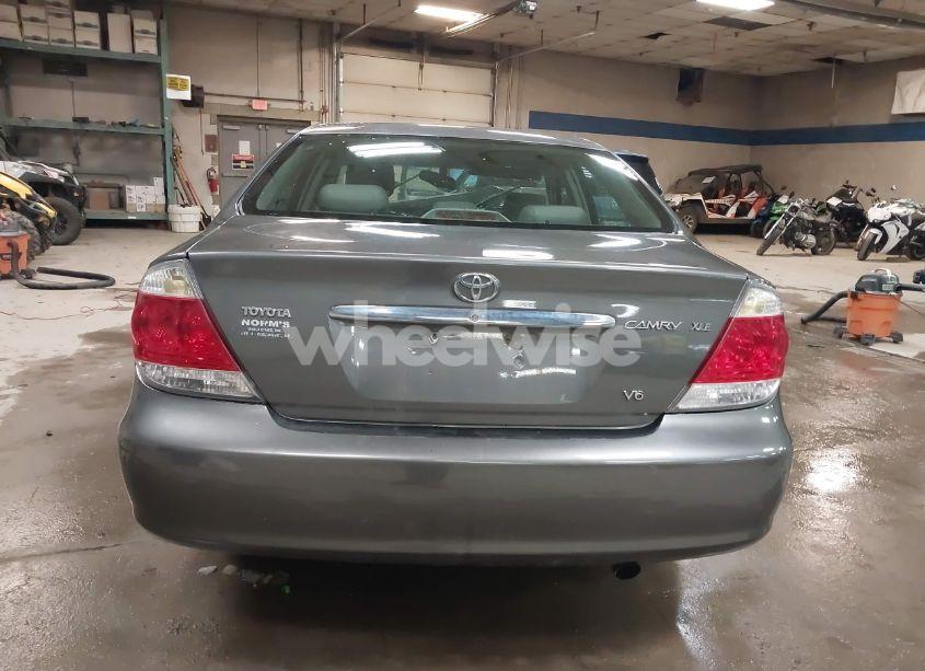 Photo 16 of 2005 Toyota Camry XLE V6 (VIN 4T1BF30KX5U604306)