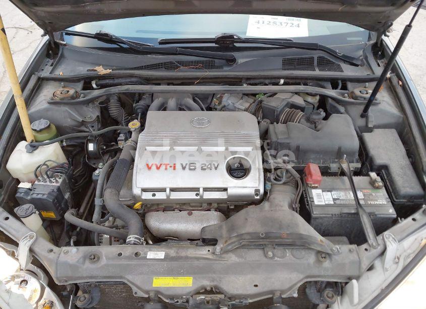 Photo 10 of 2005 Toyota Camry LE V6 (VIN 4T1BF30KX5U605732)