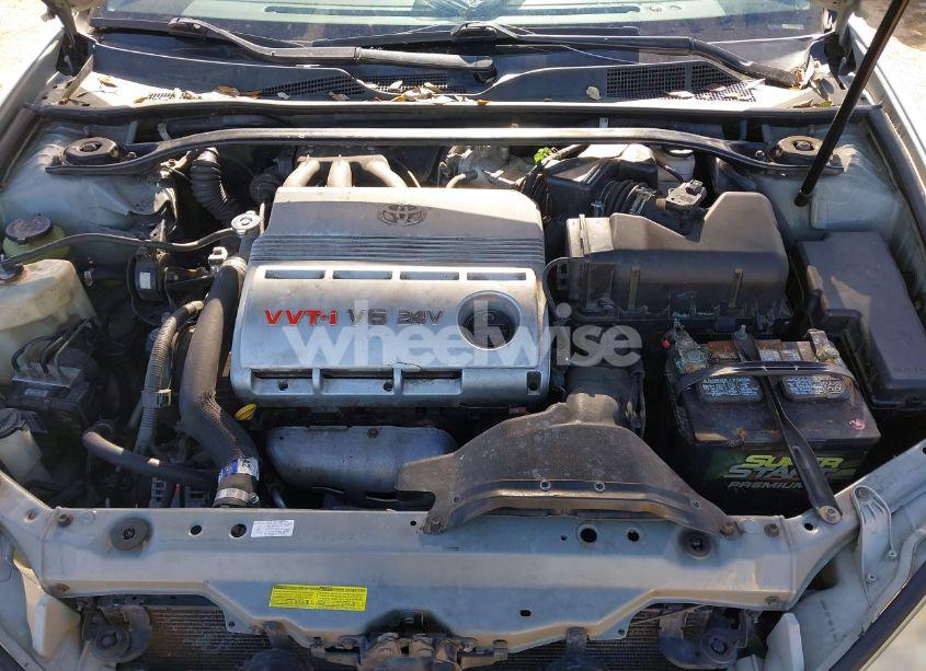 Photo 10 of 2005 Toyota Camry LE V6 (VIN 4T1BF30KX5U614284)