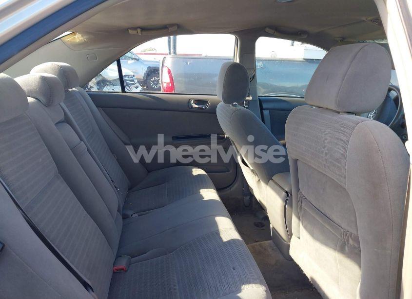 Photo 8 of 2005 Toyota Camry LE V6 (VIN 4T1BF30KX5U614284)
