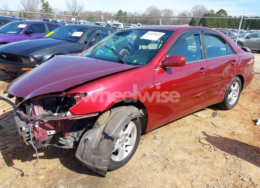 Photo 2 of 2002 Toyota Camry SE V6 (VIN 4T1BF32K02U006928)