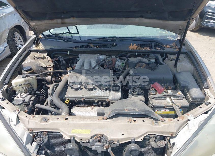 Photo 10 of 2002 Toyota Camry LE V6 (VIN 4T1BF32K02U506975)