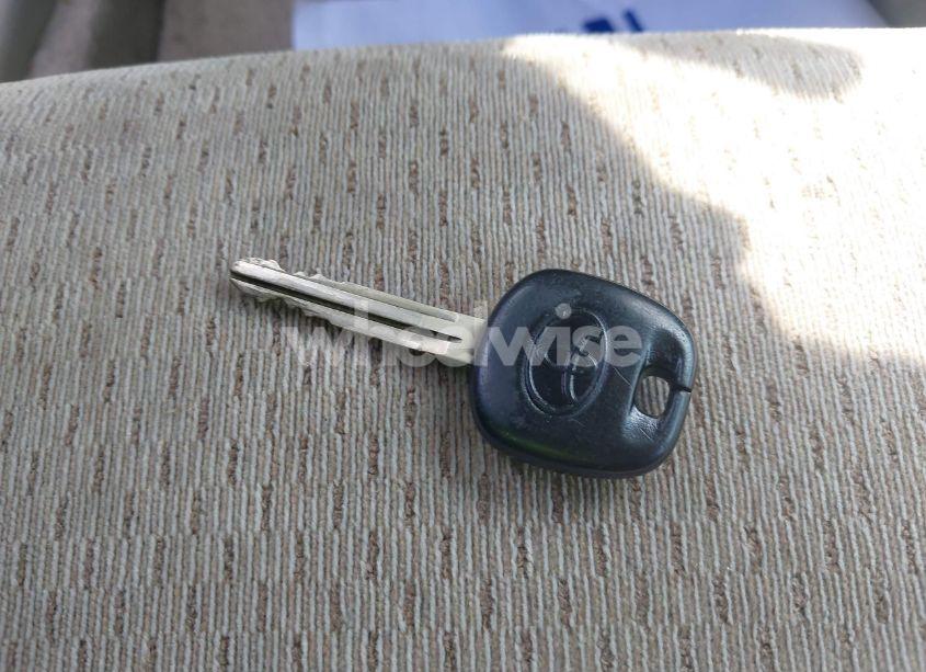 Photo 11 of 2002 Toyota Camry LE V6 (VIN 4T1BF32K02U506975)