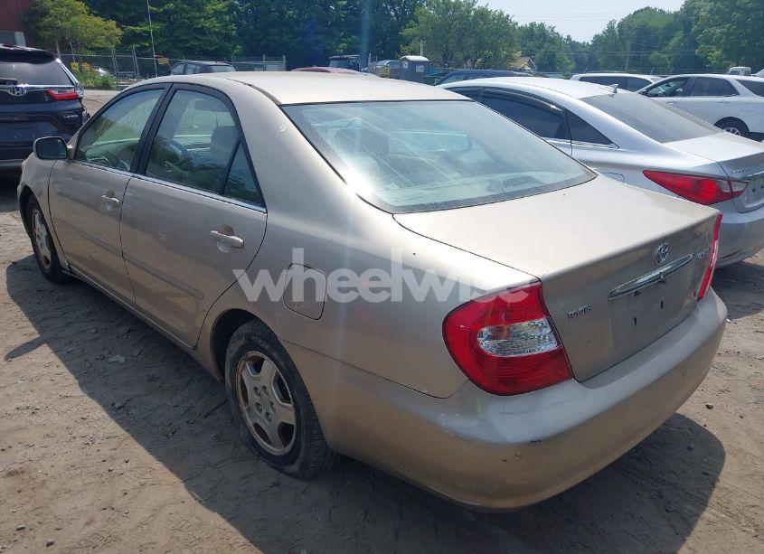 Photo 3 of 2002 Toyota Camry LE V6 (VIN 4T1BF32K02U506975)