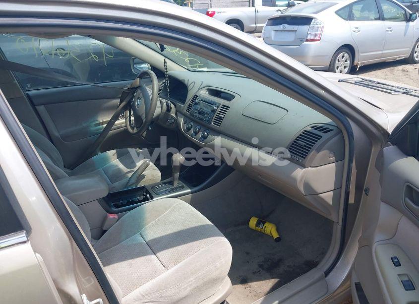 Photo 5 of 2002 Toyota Camry LE V6 (VIN 4T1BF32K02U506975)