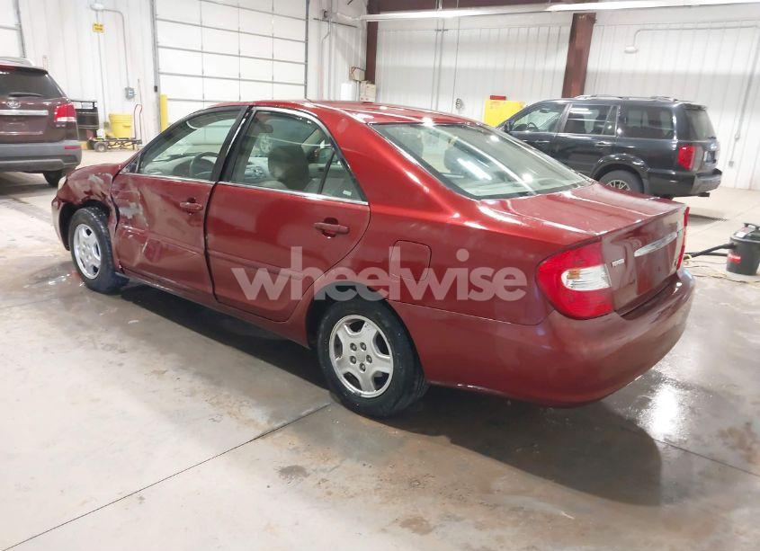 Photo 3 of 2002 Toyota Camry LE V6 (VIN 4T1BF32K02U529849)