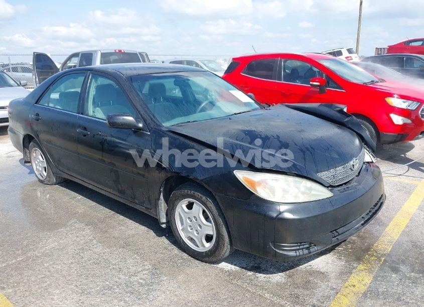 2003 Toyota Camry LE V6 (VIN 4T1BF32K03U059226) main photo