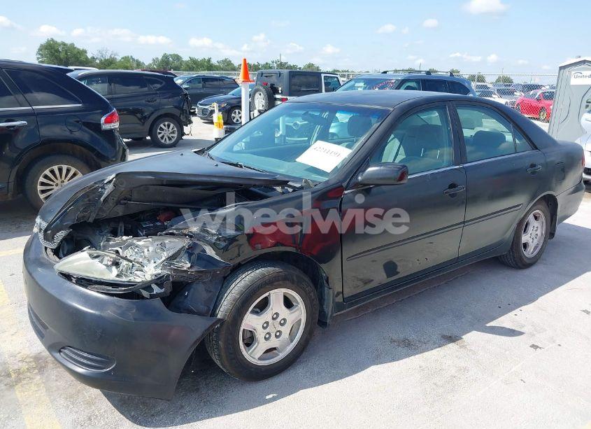 Photo 2 of 2003 Toyota Camry LE V6 (VIN 4T1BF32K03U059226)