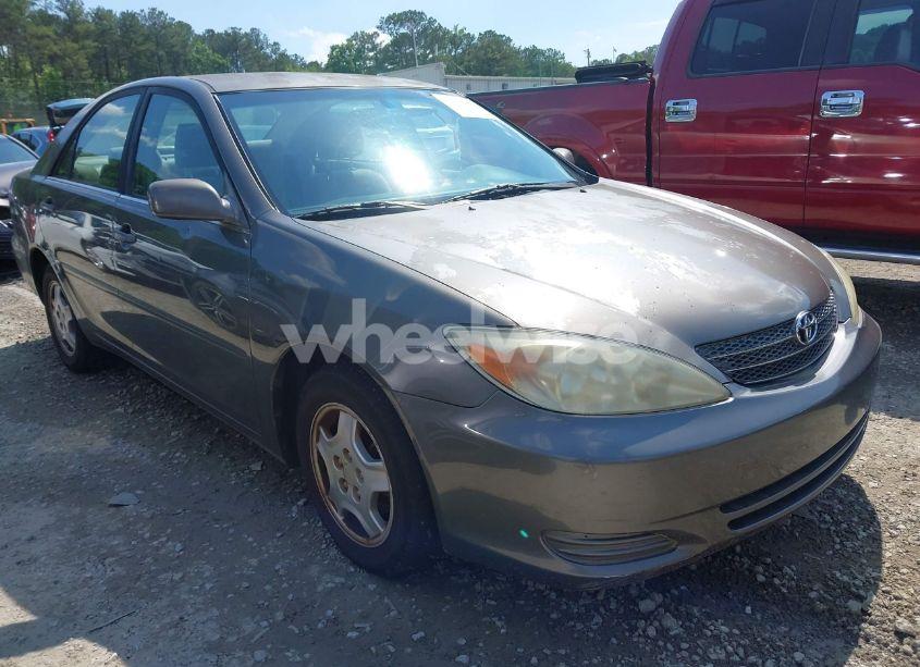 2003 Toyota Camry LE V6 (VIN 4T1BF32K03U551495) main photo