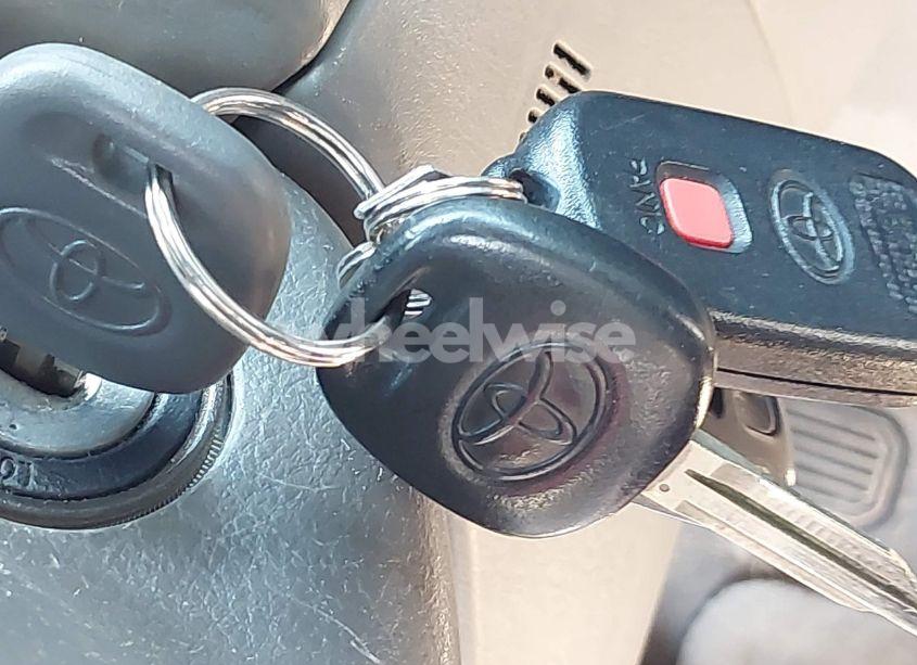 Photo 11 of 2003 Toyota Camry LE V6 (VIN 4T1BF32K03U551495)