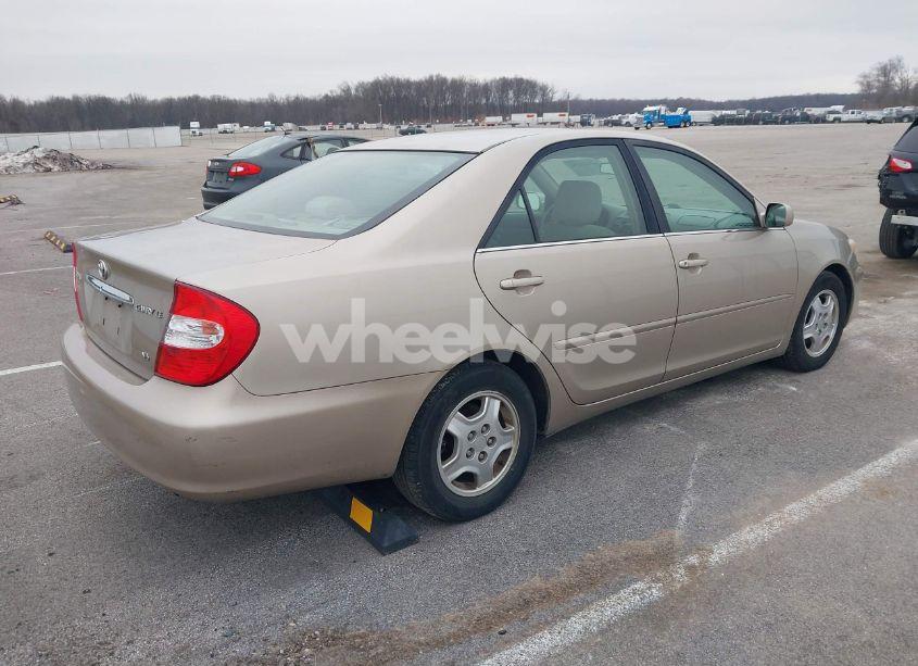 Photo 4 of 2003 Toyota Camry LE V6 (VIN 4T1BF32K03U565154)