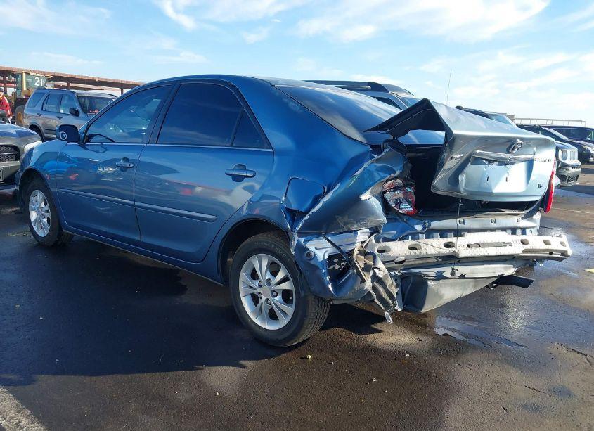 Photo 3 of 2004 Toyota Camry LE V6 (VIN 4T1BF32K04U582070)
