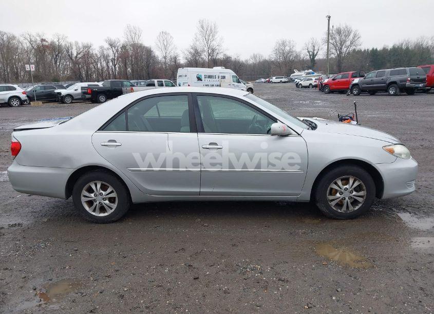 Photo 13 of 2005 Toyota Camry LE V6 (VIN 4T1BF32K05U085165)