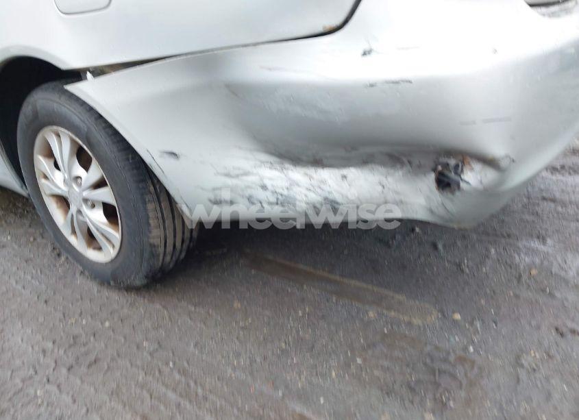 Photo 6 of 2005 Toyota Camry LE V6 (VIN 4T1BF32K05U085165)