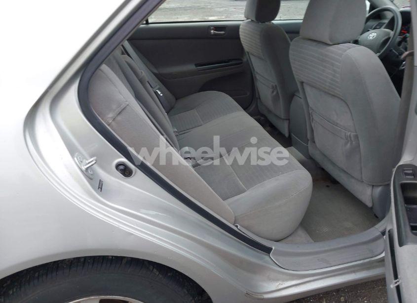 Photo 8 of 2005 Toyota Camry LE V6 (VIN 4T1BF32K05U085165)